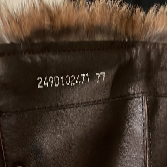 Beautiful Brown Lace up boots with fur look - Picture 5 of 5